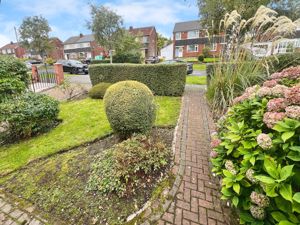 Front Garden- click for photo gallery